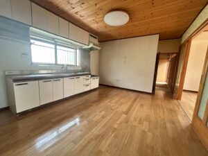 LINE_ALBUM_今泉町中古住宅　R8.7.17_260717_29